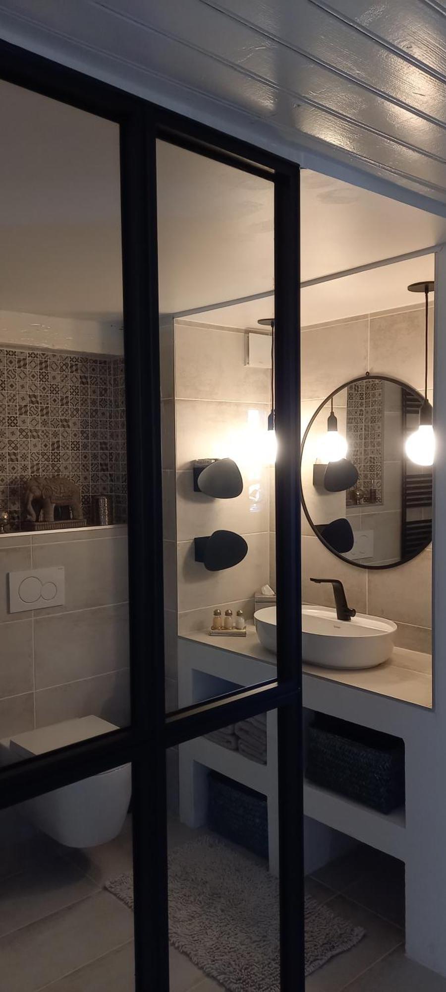 Au Bourg Bed & Breakfast Le Landeron Bagian luar foto
