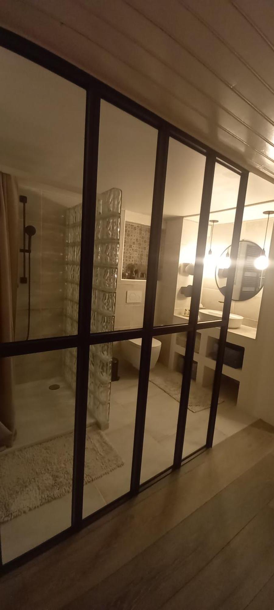 Au Bourg Bed & Breakfast Le Landeron Bagian luar foto